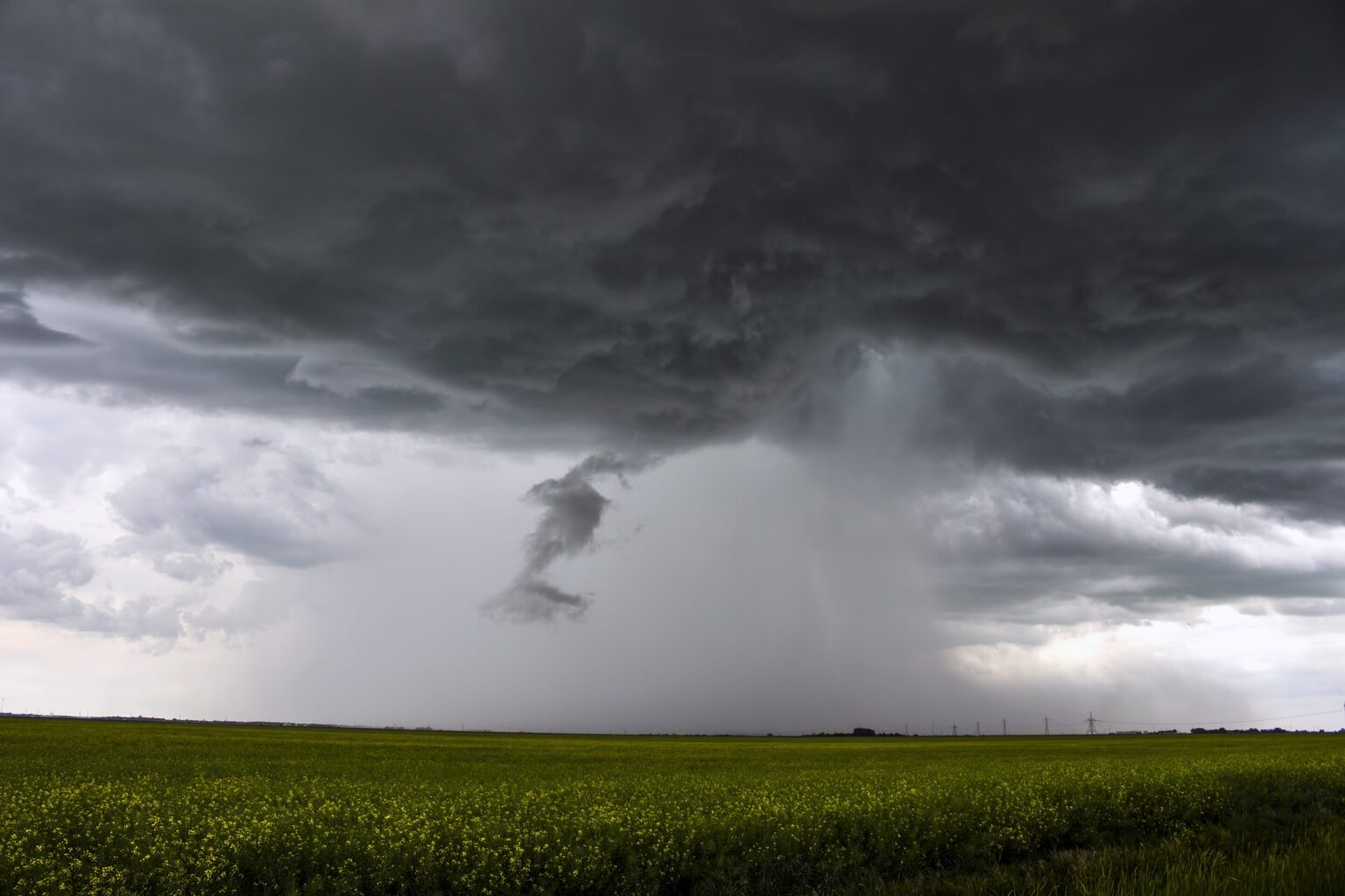 Alerta Amarelo do INMET: Chuvas Intensas e Risco de Interrupções de Energia em Oiapoque até Segunda-