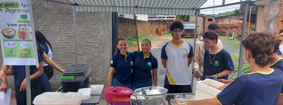 Escola Estadual Inova com Feira que Une Agronegócio e Tecnologia