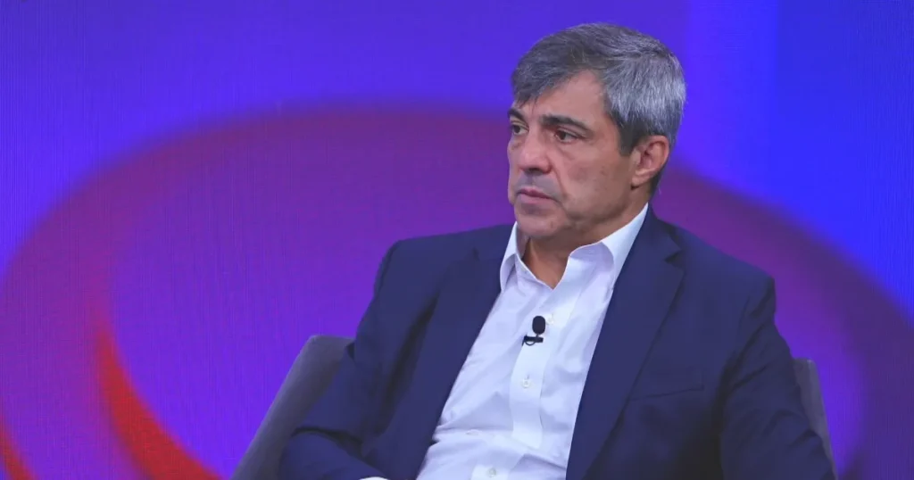 Federal Reserve: Desafios e Tensões Políticas na Política Monetária