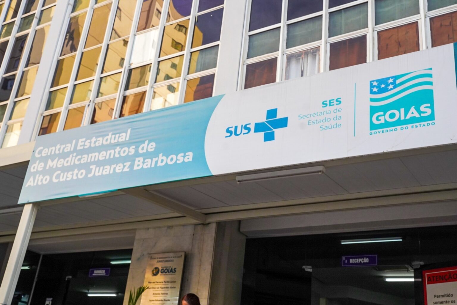 Goiás Avança na Entrega de Medicamentos de Alto Custo por Meio de Inovações Tecnológicas