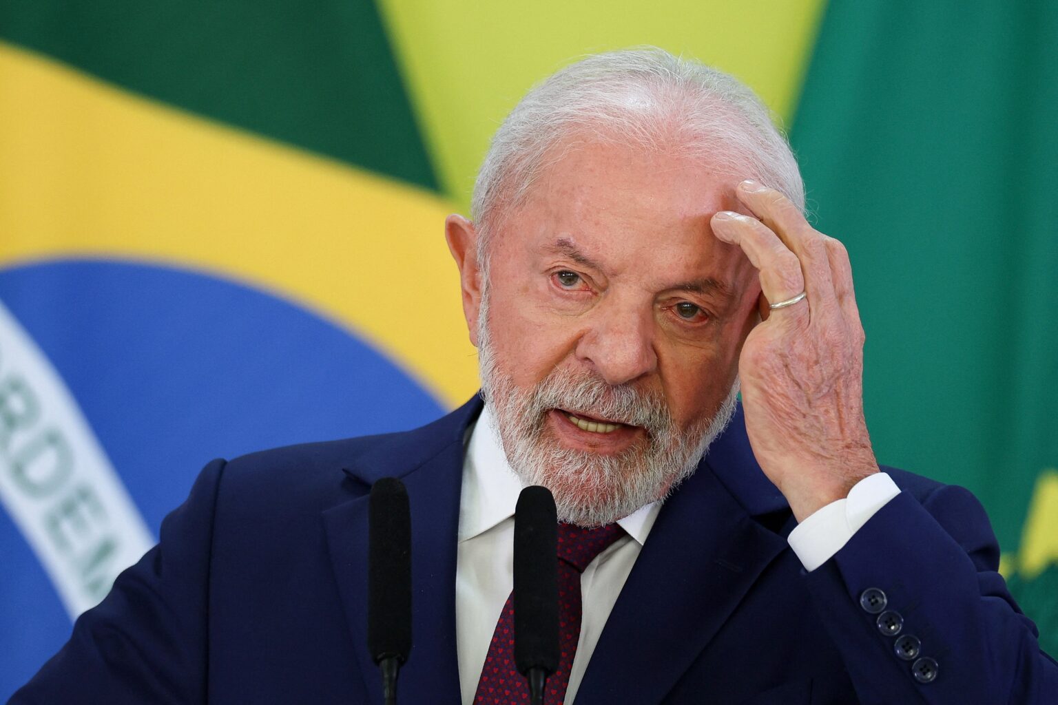 Lula Sanciona Lei que Autorização de Porte de Arma para Policiais Legislativos