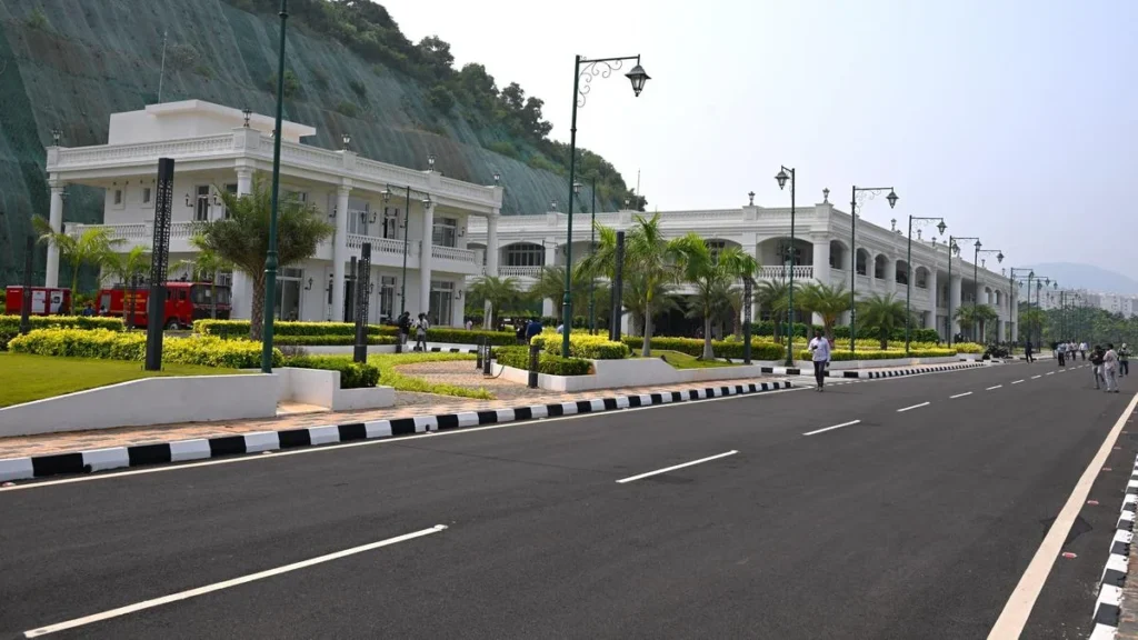 Modelo de Hospitalidade em Rushikonda: Nova Direção para o Edifício Polêmico