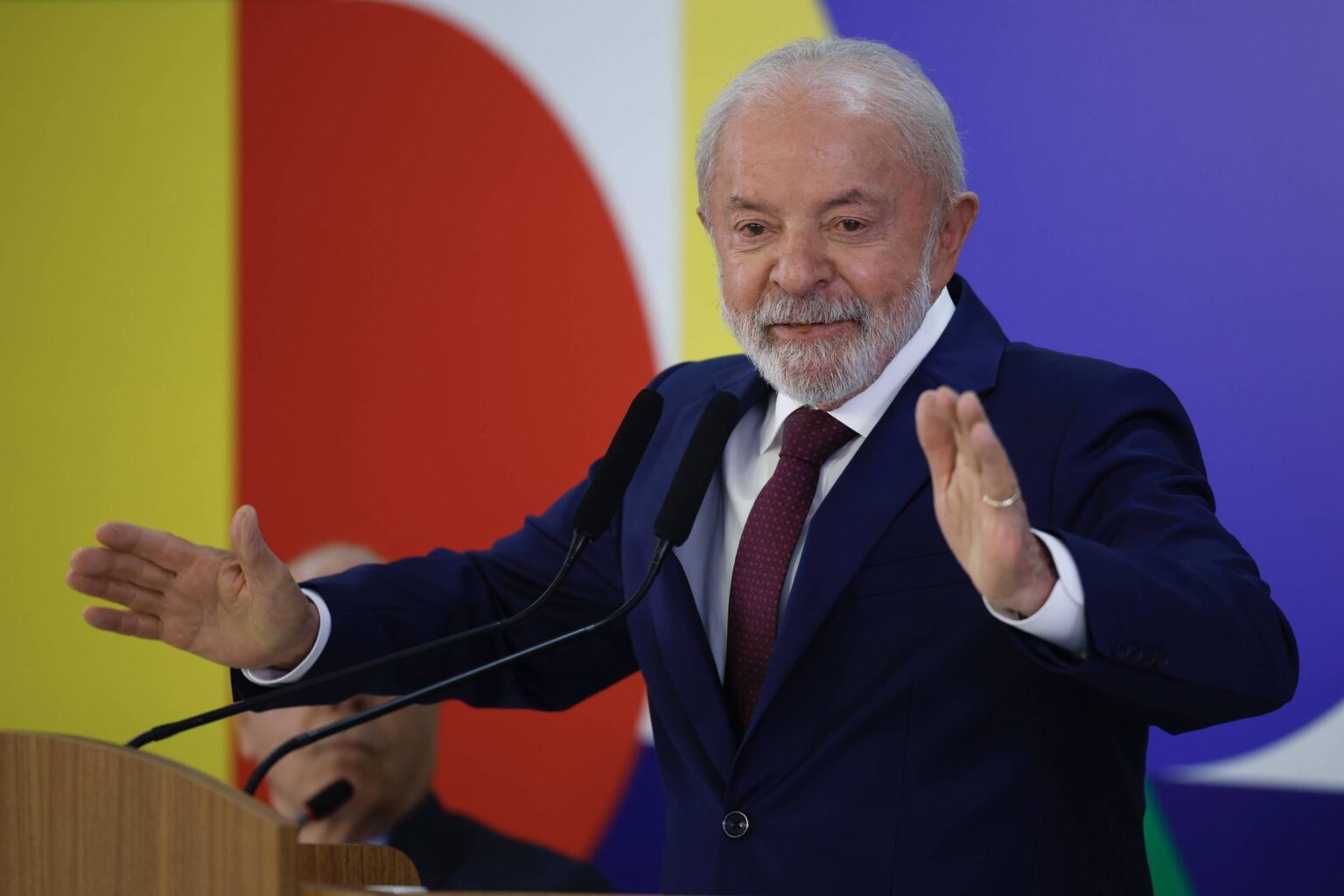 Retrospectiva Política 2025: Desafios e Reviravoltas no Cenário Brasileiro Retrospectiva Política 2025: Desafios e Reviravoltas no Cenário Brasileiro