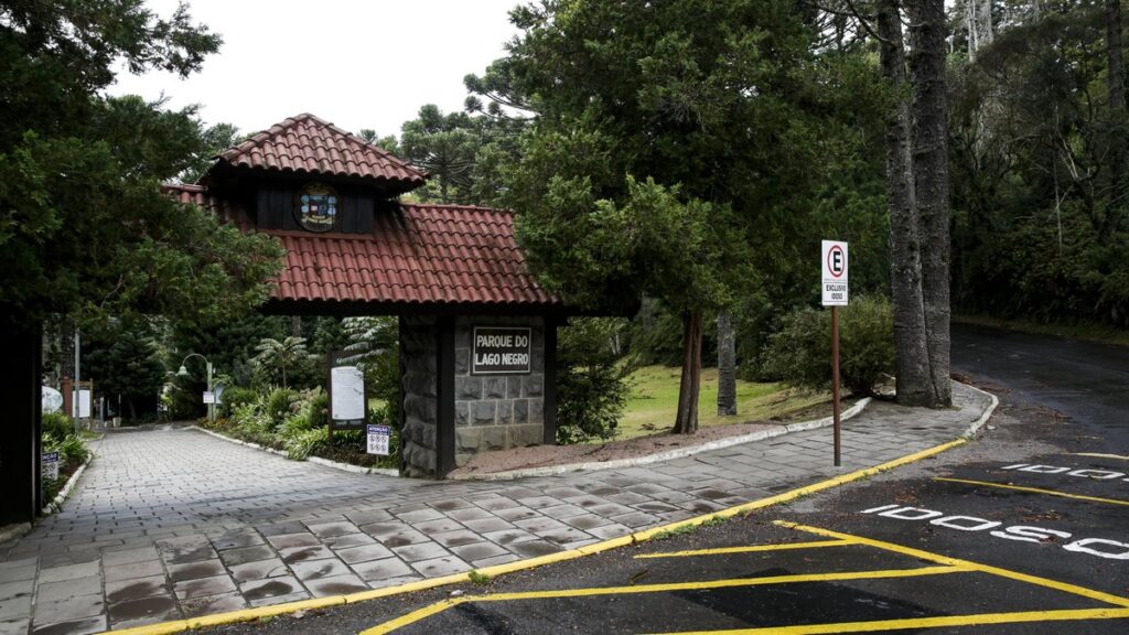 Tragédia em Gramado: Menina de 8 anos é Atropelada por Ônibus de Turismo Próximo ao Lago Negro