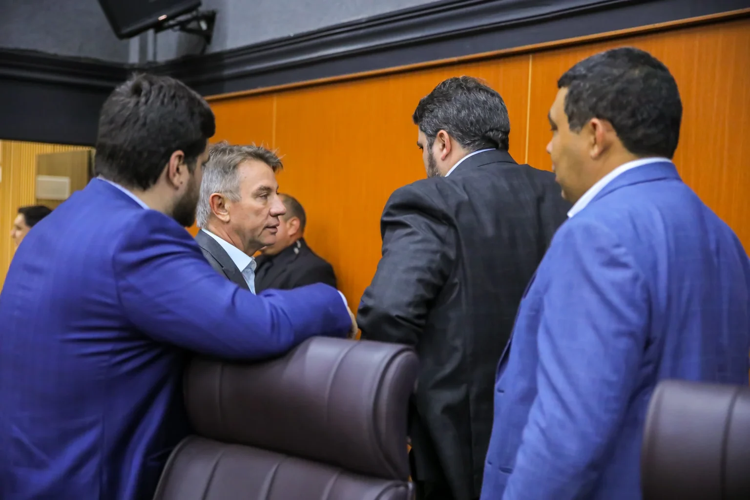 Votação da LOA Revela Novo Cenário Político e Orçamento Histórico para Roraima Votação da LOA Revela Novo Cenário Político e Orçamento Histórico para Roraima