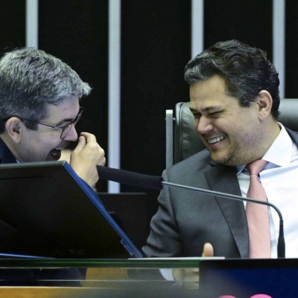 Alcolumbre e Randolfe: Aliança Estratégica pela Exploração do Petróleo na Margem Equatorial