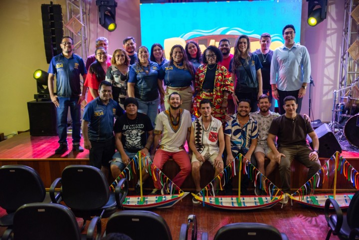 Banzeiro Cultural: Atrações Locais Brilham em Estreia no Theatro Victória