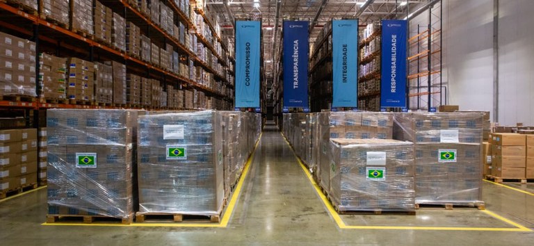 Brasil Envia 100 Toneladas de Insumos Médicos à Venezuela após Ataque a Centro de Distribuição Brasil Envia 100 Toneladas de Insumos Médicos à Venezuela após Ataque a Centro de Distribuição