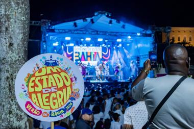 Comerciantes do Pelourinho Apreciam Aumento nas Vendas com o Verão e Programação Cultural Comerciantes do Pelourinho Apreciam Aumento nas Vendas com o Verão e Programação Cultural