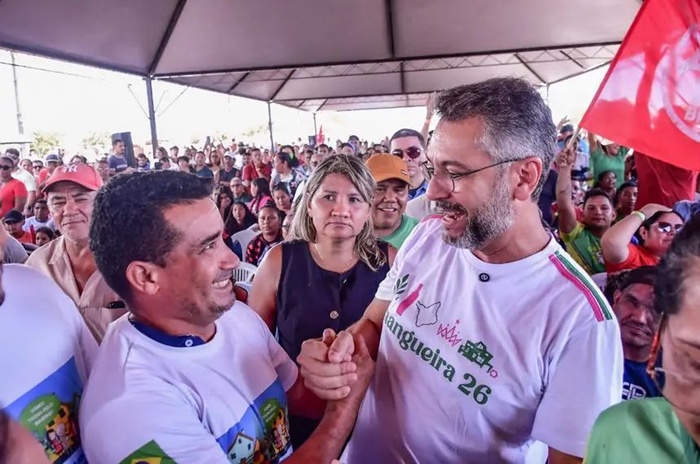 Doação de Terras Promove Segurança Jurídica para 600 Famílias em Macapá Doação de Terras Promove Segurança Jurídica para 600 Famílias em Macapá