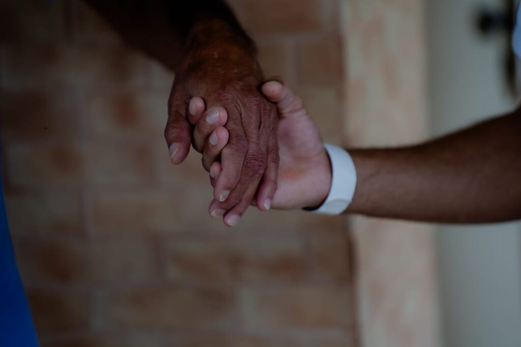 Governo de Goiás Amplia Rede de Saúde Mental com Investimentos Estratégicos