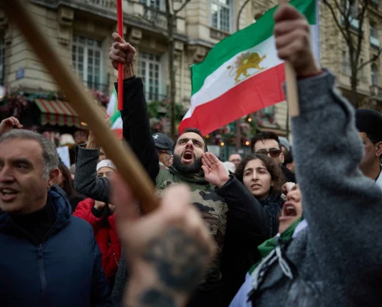 Irã Aprecia Ações de Trump: Acusação de Incitação à Violência e Desestabilização Política