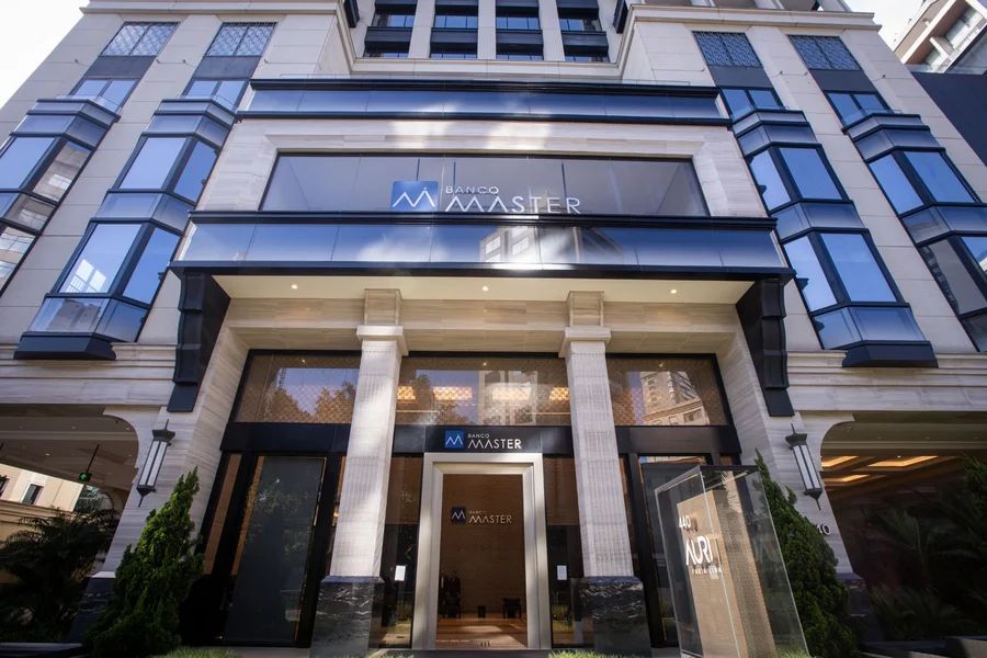 Operação Master: PF Quebra Sigilos de 101 Pessoas e Entidades Envolvidas