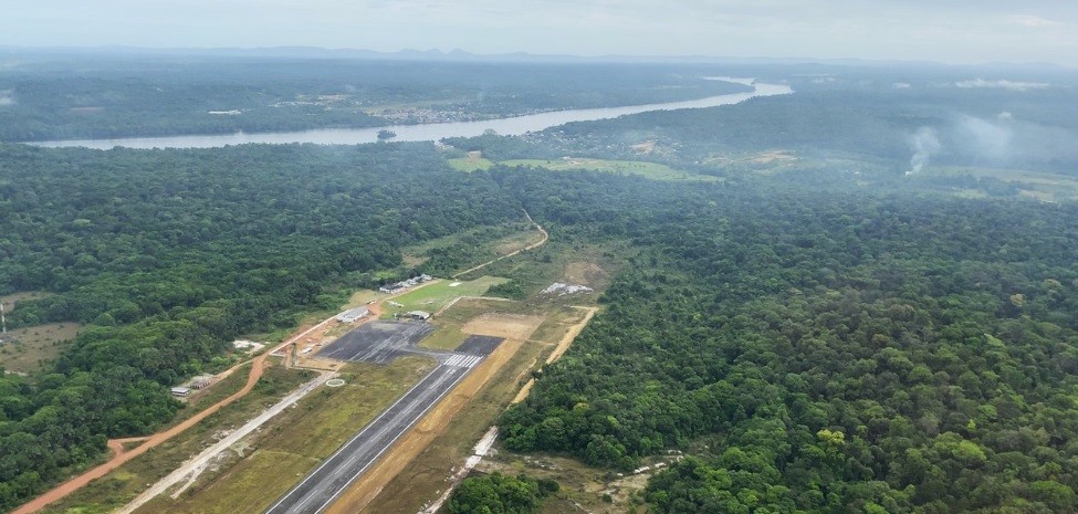 Petróleo Brasileiro: Um Debate Frenético que Chegou até Paris