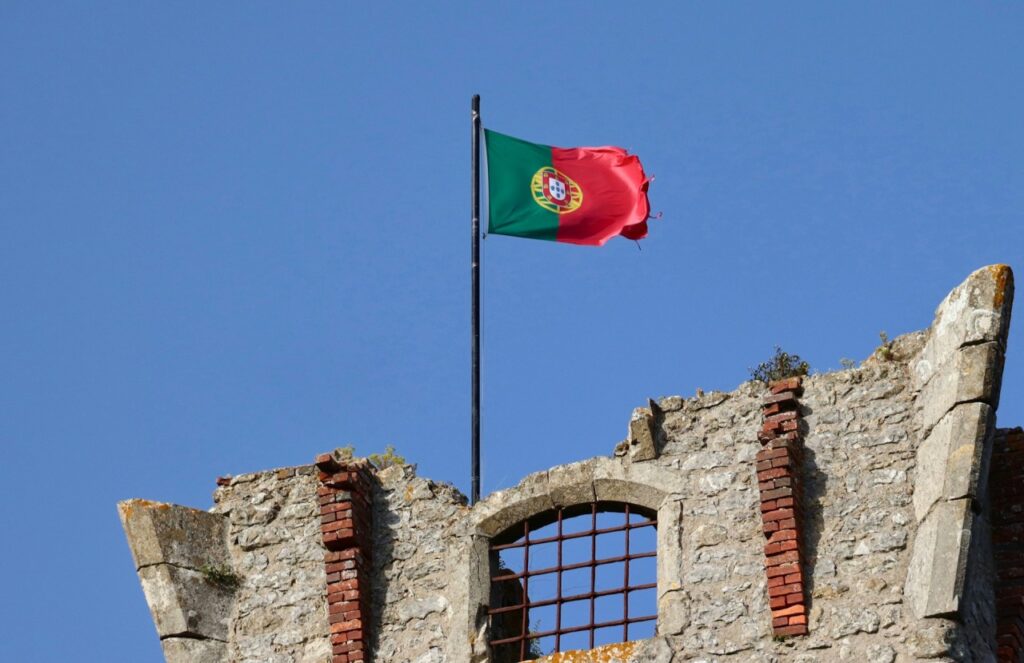 Retrocesso na Política Migratória em Portugal: Um Aviso ao Estado de Direito