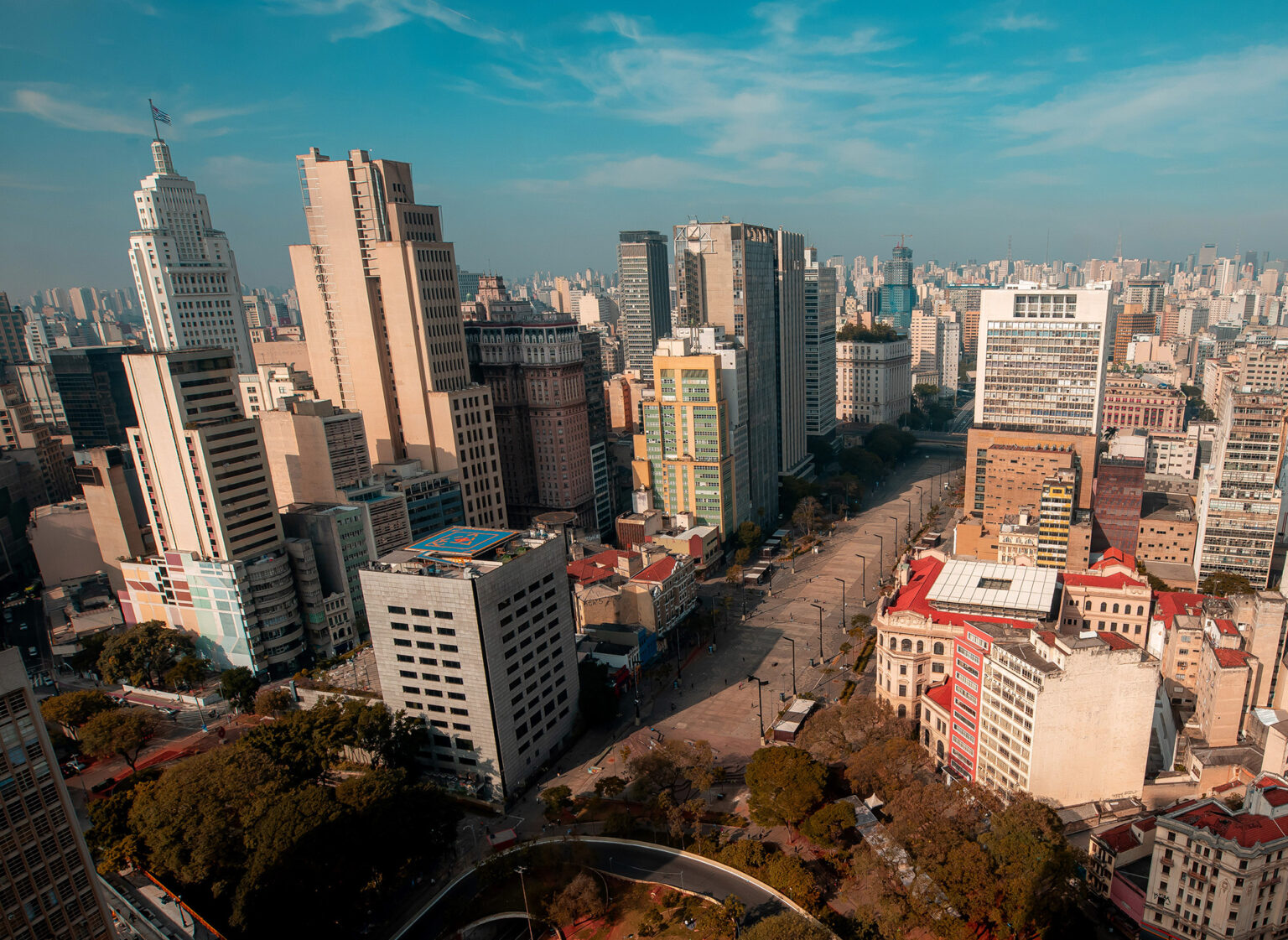 São Paulo Celebra 472 Anos com Música e Cultura Atraente