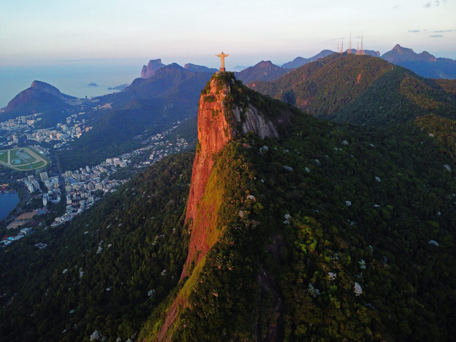 Turismo no Rio de Janeiro: Crescimento Históricocom a Nova Política Pública