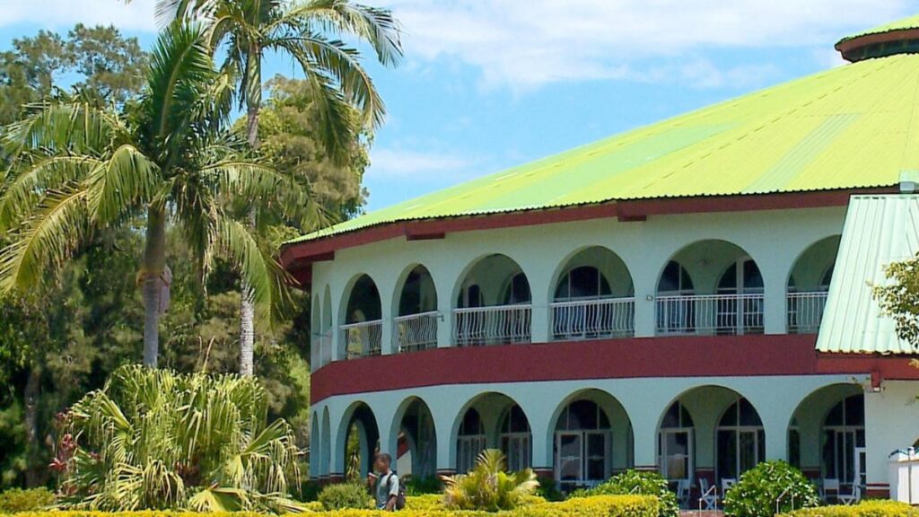 Centro Português 1º de Dezembro: Um Século de Cultura e Esporte em Pelotas