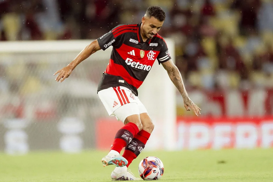 Flamengo Goleia Madureira e Se Aproxima da Final do Carioca Flamengo Goleia Madureira e Se Aproxima da Final do Carioca