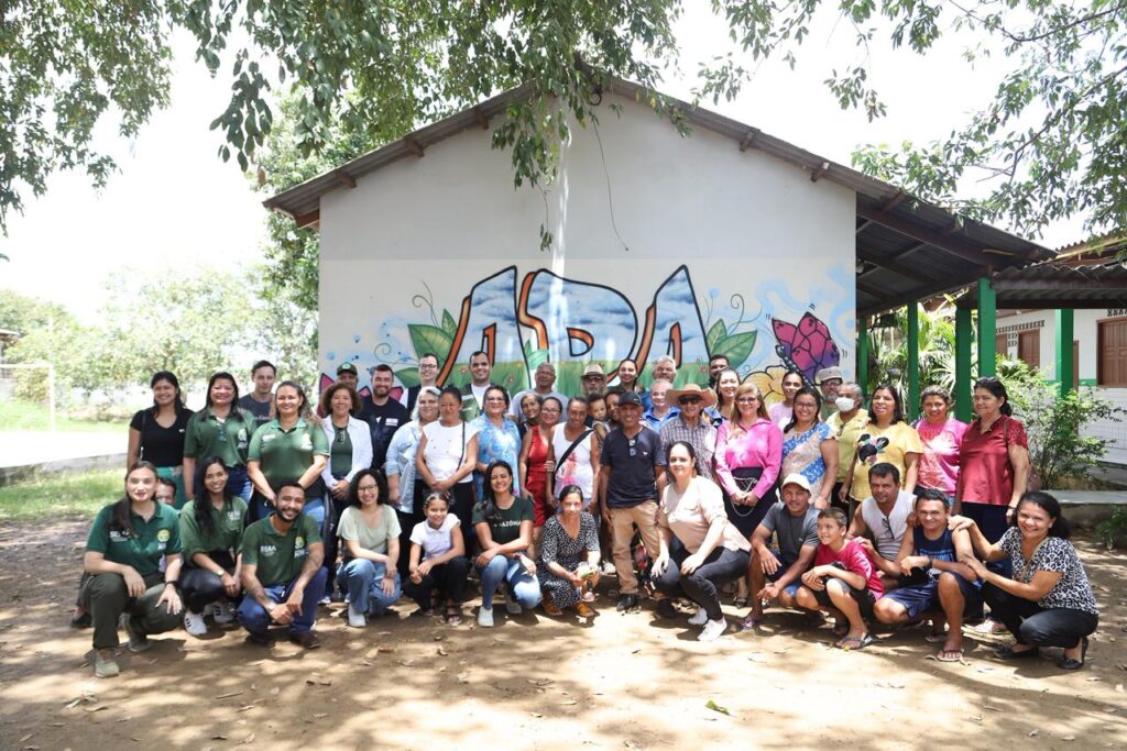 Governo do Acre Fortalece Diálogo com Comunidades da APA Lago do Amapá em Novo Programa Socioambiental Governo do Acre Fortalece Diálogo com Comunidades da APA Lago do Amapá em Novo Programa Socioambient