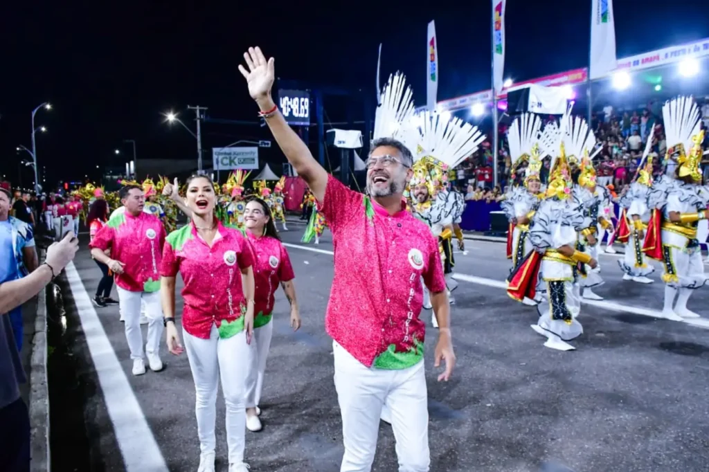 Carnaval no Amapá: Governador Clécio Destaca Sucesso do Desfile de Samba Imagem do artigo