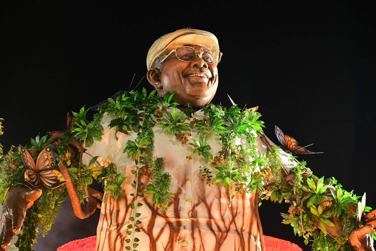 Mangueira Celebrou Ervas Medicinais e Ancestralidade em Homenagem a Mestre Sacaca Mangueira Celebrou Ervas Medicinais e Ancestralidade em Homenagem a Mestre Sacaca