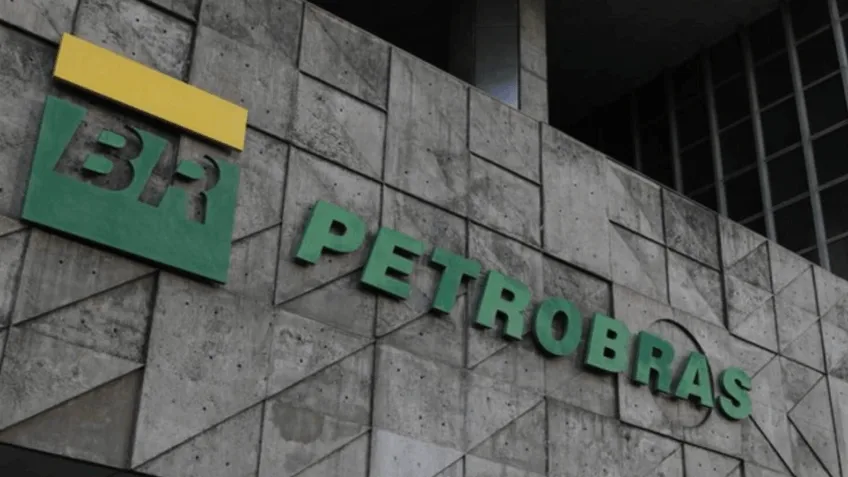 Petrobras Recebe Multa de R$ 2,5 Milhões do Ibama por Vazamento na Costa do Amapá