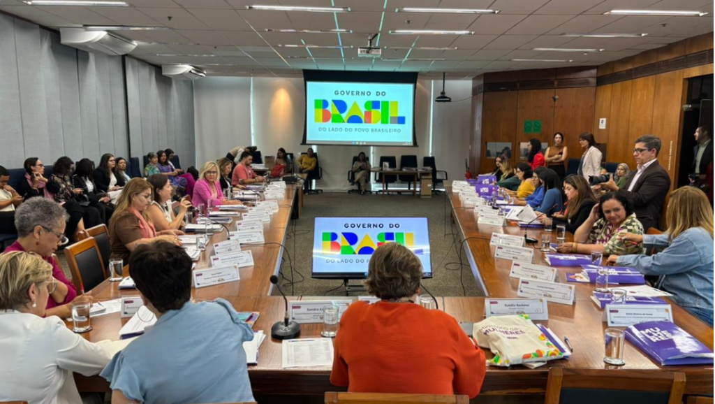 Políticas para Mulheres: Ministra Márcia Lopes Reúne Gestoras em Brasília para Debater Ações Estraté