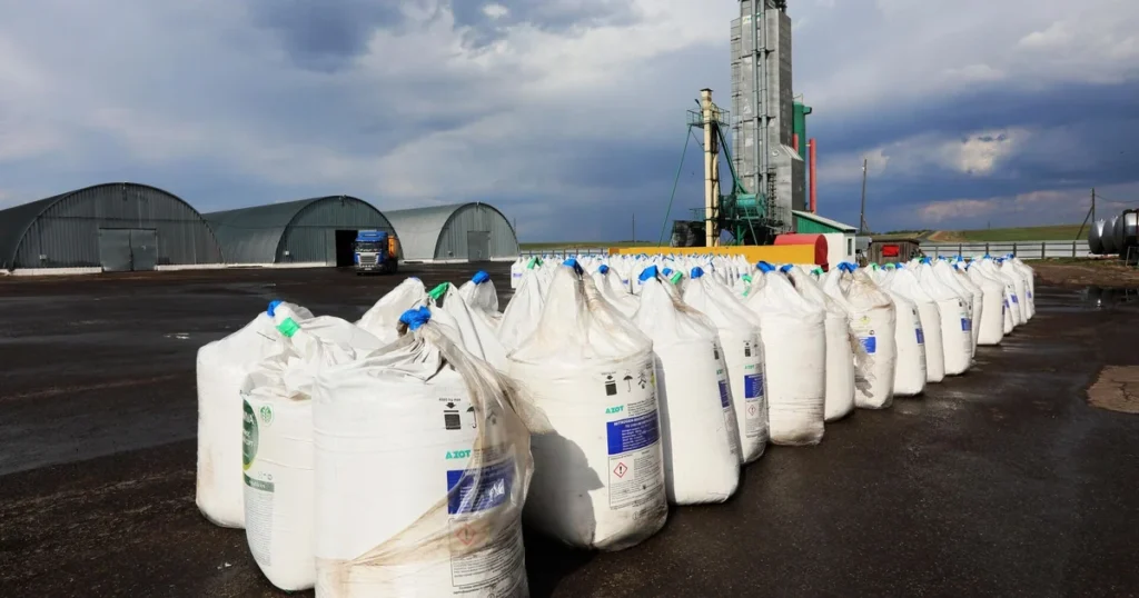 Alta dos Fertilizantes: Conflito no Oriente Médio Afeta Agronegócio Brasileiro