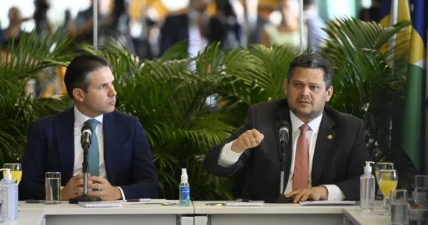 Câmara Analisa PEC que Integra Servidores de Ex-Territórios à União