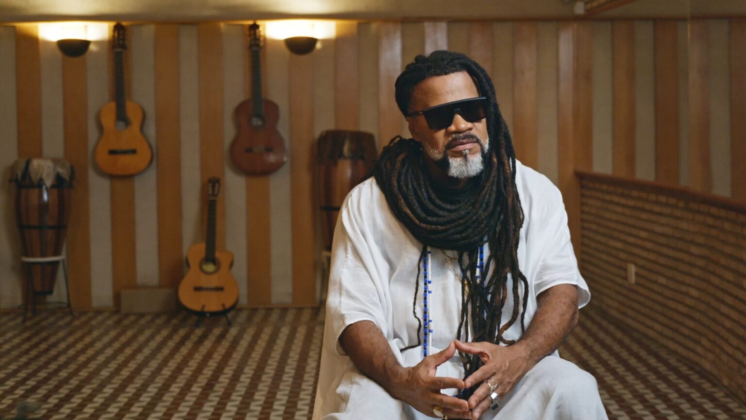 Carlinhos Brown: Documentário Exclusivo na HBO Aborda Sua Música e Legado