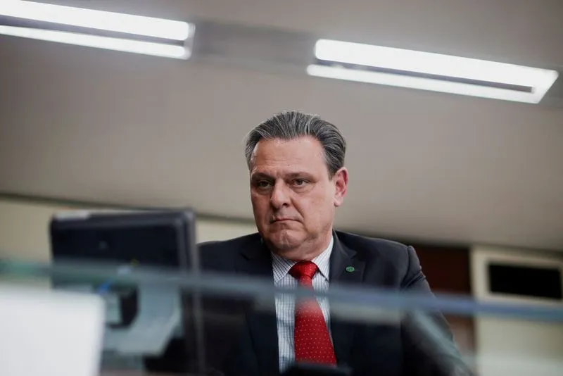 Impactos da Guerra no Oriente Médio: Ministro Fávaro Acalma Setor do Agronegócio Imagem do artigo