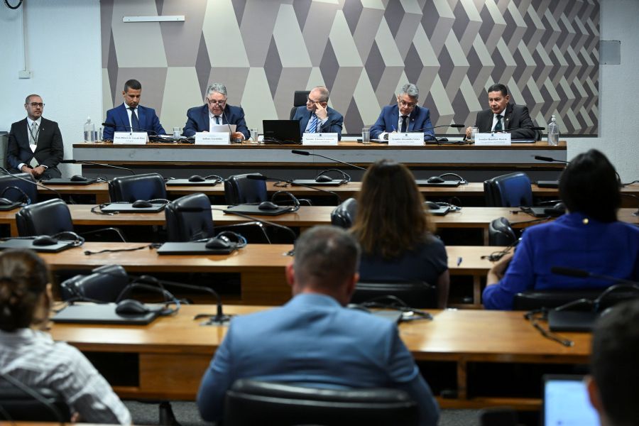 CPI do Crime Organizado: Depoimentos de Daniel Vorcaro e Campos Neto São Suspensos CPI do Crime Organizado: Depoimentos de Daniel Vorcaro e Campos Neto São Suspensos