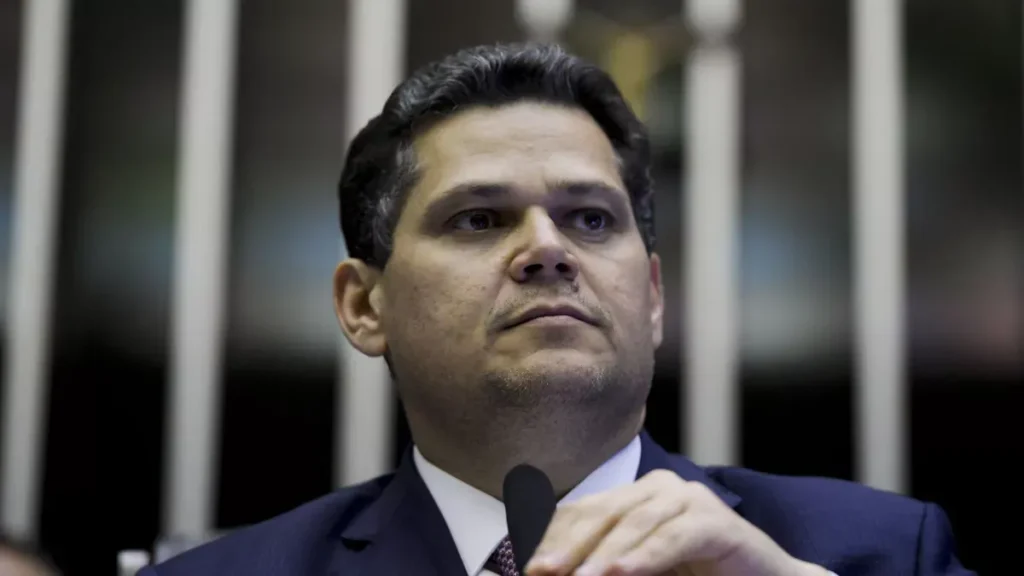 Davi Alcolumbre Solicita Liberação de R$ 379 Milhões em Emendas para o Amapá