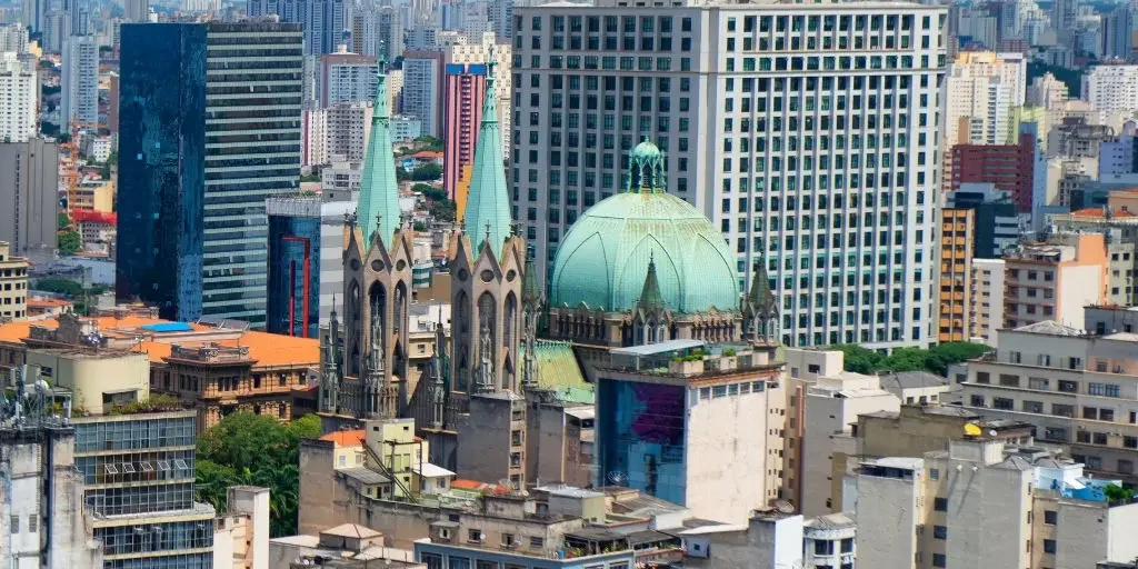 Explorando a Alma de São Paulo: Roteiro no Centro Histórico e Cemitério da Consolação Explorando a Alma de São Paulo: Roteiro no Centro Histórico e Cemitério da Consolação