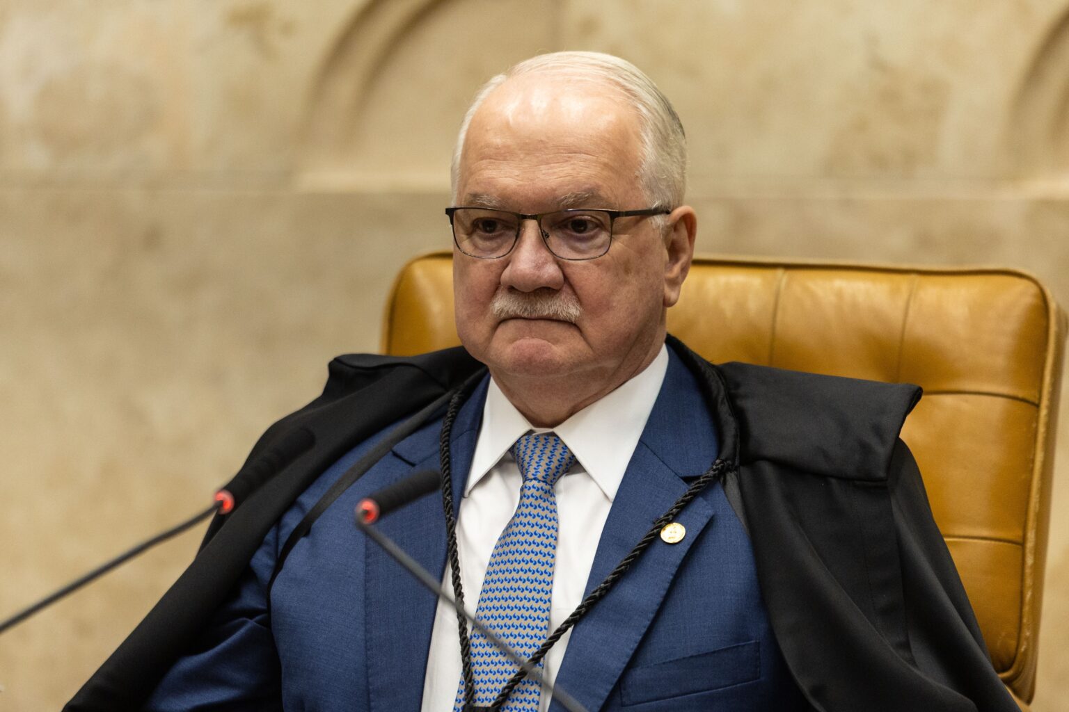 Fachin Prioriza Julgamentos Relevantes em Tempos de Crise no STF Fachin Prioriza Julgamentos Relevantes em Tempos de Crise no STF