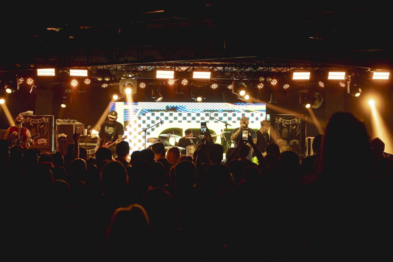 Festival de Verão em Ponta Grossa: Arte e Música Celebram a Cultura Local