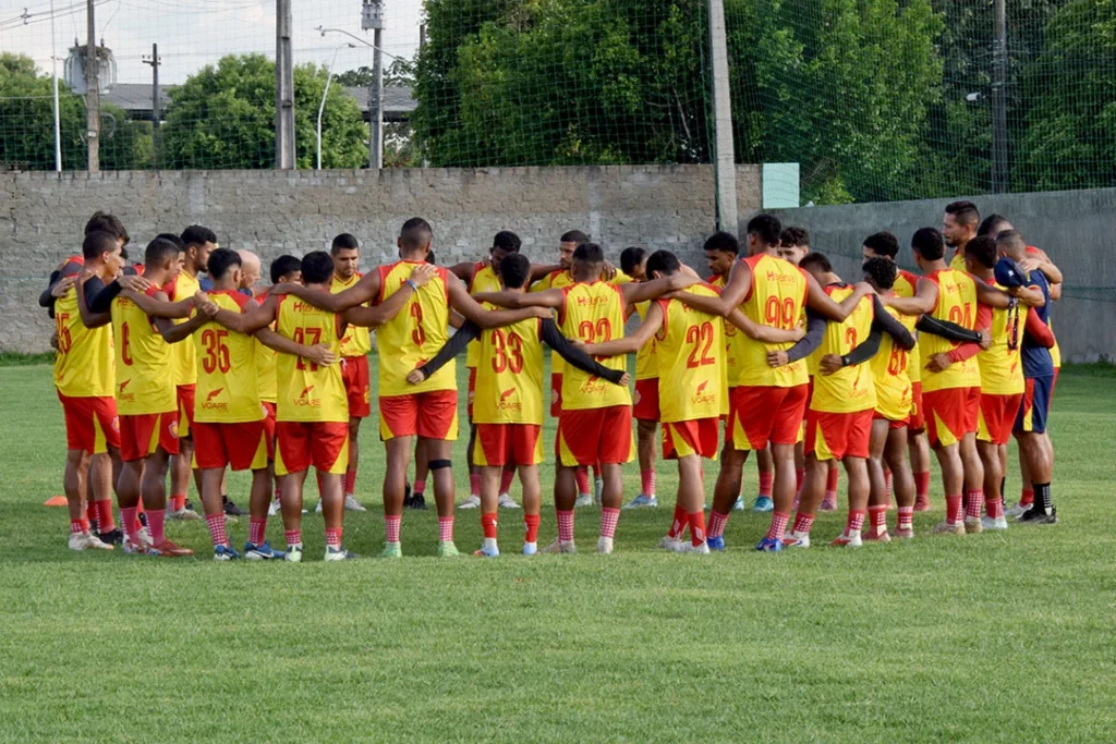 GAS Enfrenta o Trem-AP na Copa Norte: Rumo à Vitória e à Final do Roraimense GAS Enfrenta o Trem-AP na Copa Norte: Rumo à Vitória e à Final do Roraimense