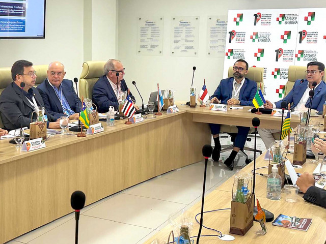 Governo de Sergipe Destaca Compromisso com o Desenvolvimento Energético e Mineral