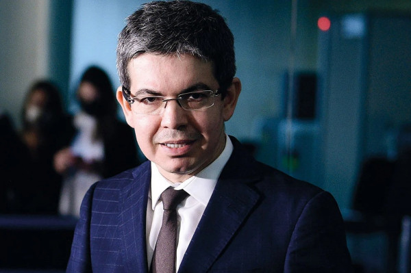 Governo Trabalha Para Evitar Greve de Caminhoneiros, Afirma Randolfe