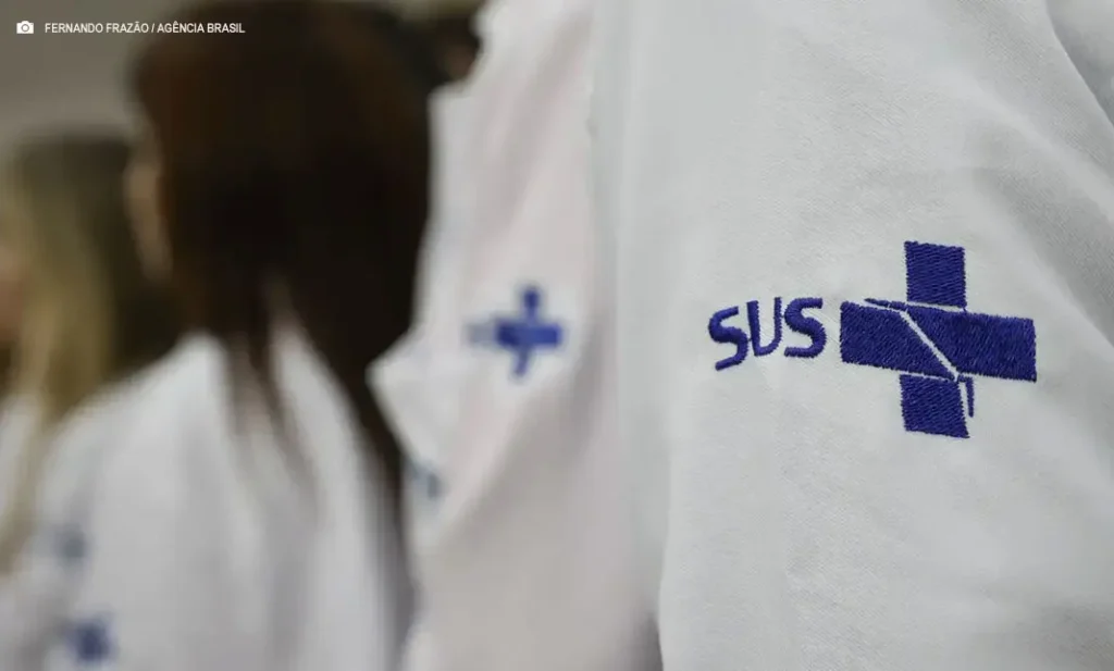 Março Azul: Exames para Rastreio do Câncer de Intestino Aumentam 190% no SUS