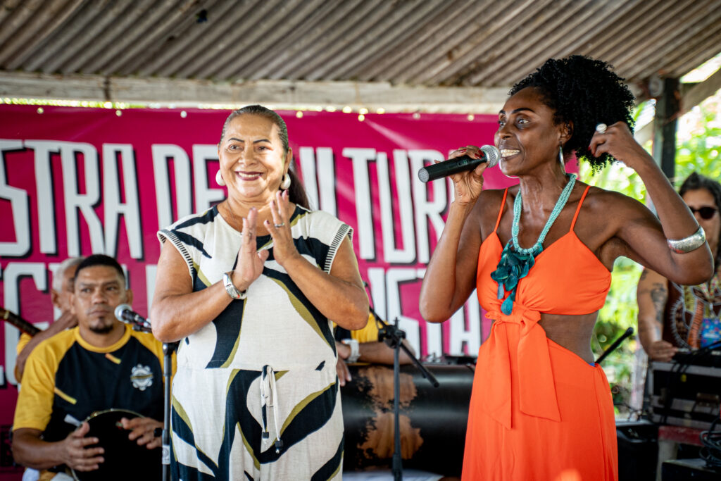 Mostra de Cultura Negra do Paulista: Encerramento com Música e Saúde na Orla do Janga Mostra de Cultura Negra do Paulista: Encerramento com Música e Saúde na Orla do Janga