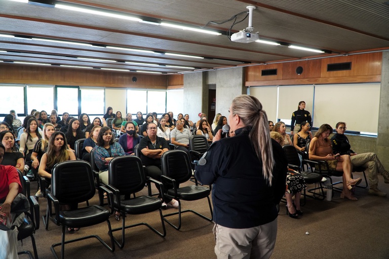 PRF São Paulo: Ciclo de Palestras Promove Saúde e Bem-Estar para Mulheres PRF São Paulo: Ciclo de Palestras Promove Saúde e Bem-Estar para Mulheres