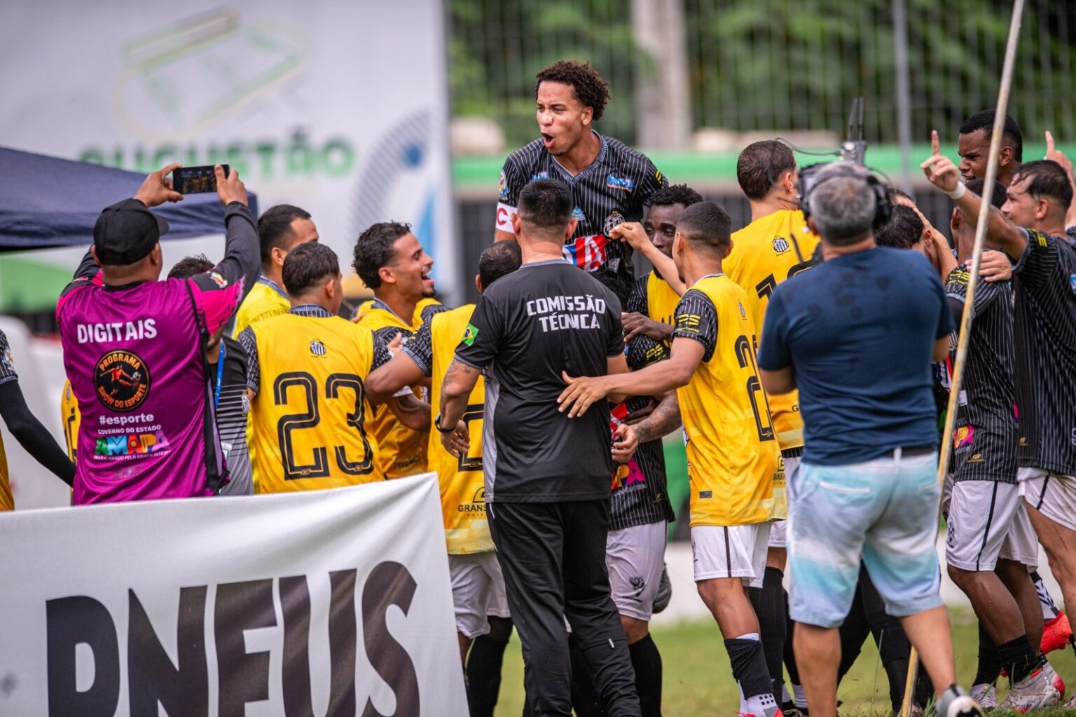 Santos-AP Brilha e Atinge a Vice-Liderança do Amapazão