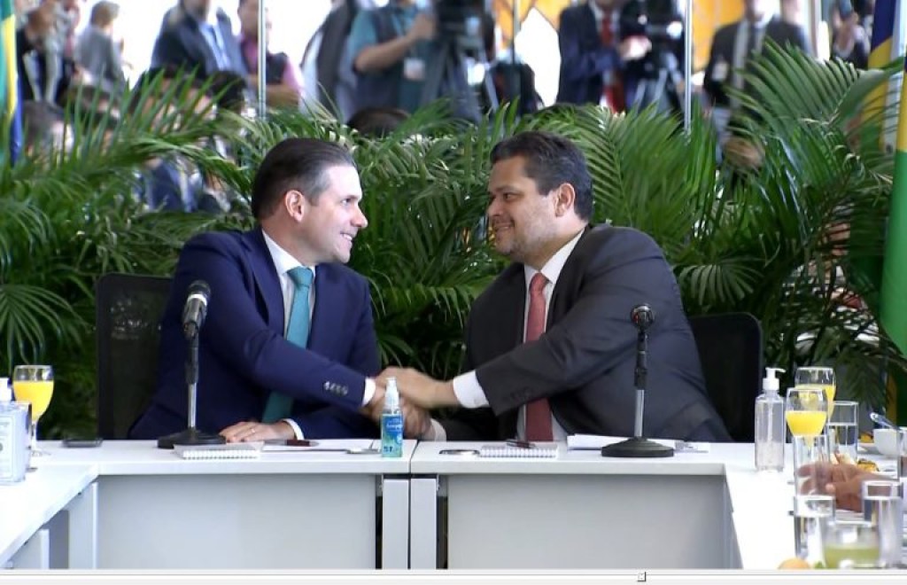 Votação de PEC que Integra Servidores de Ex-Territórios avança na Câmara