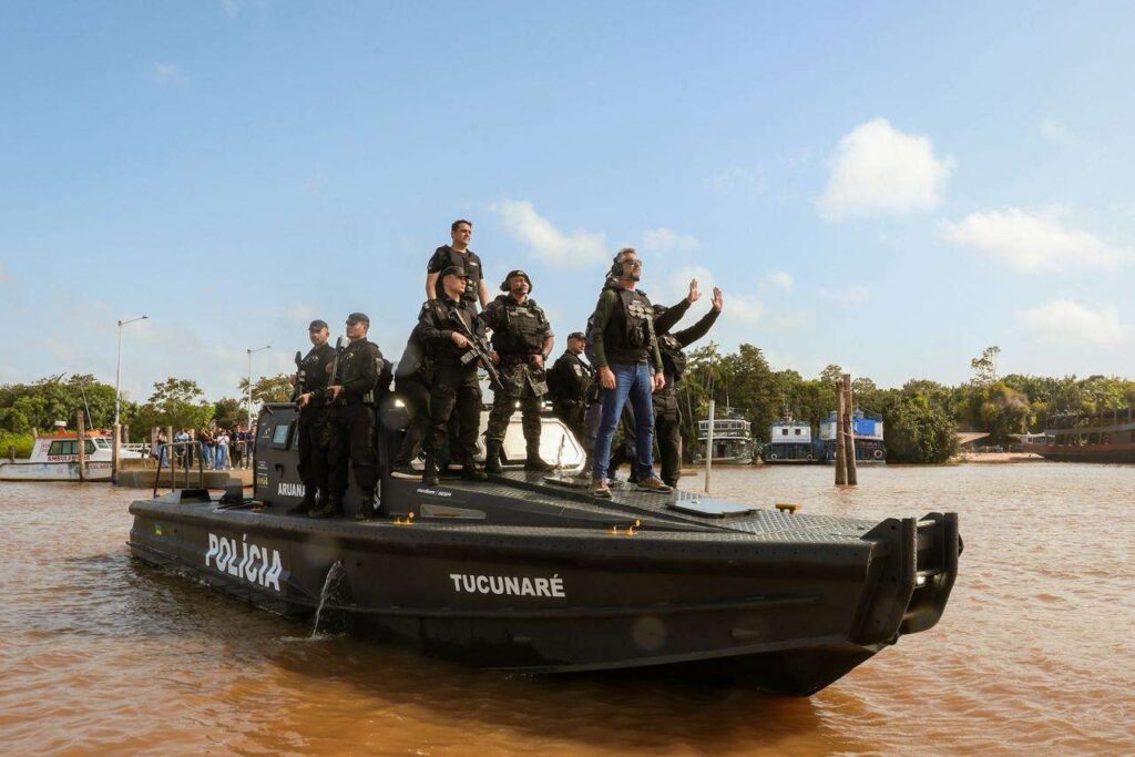 Amapá Recebe Lancha Blindada para Combater o Crime Organizado nos Rios Amapá Recebe Lancha Blindada para Combater o Crime Organizado nos Rios
