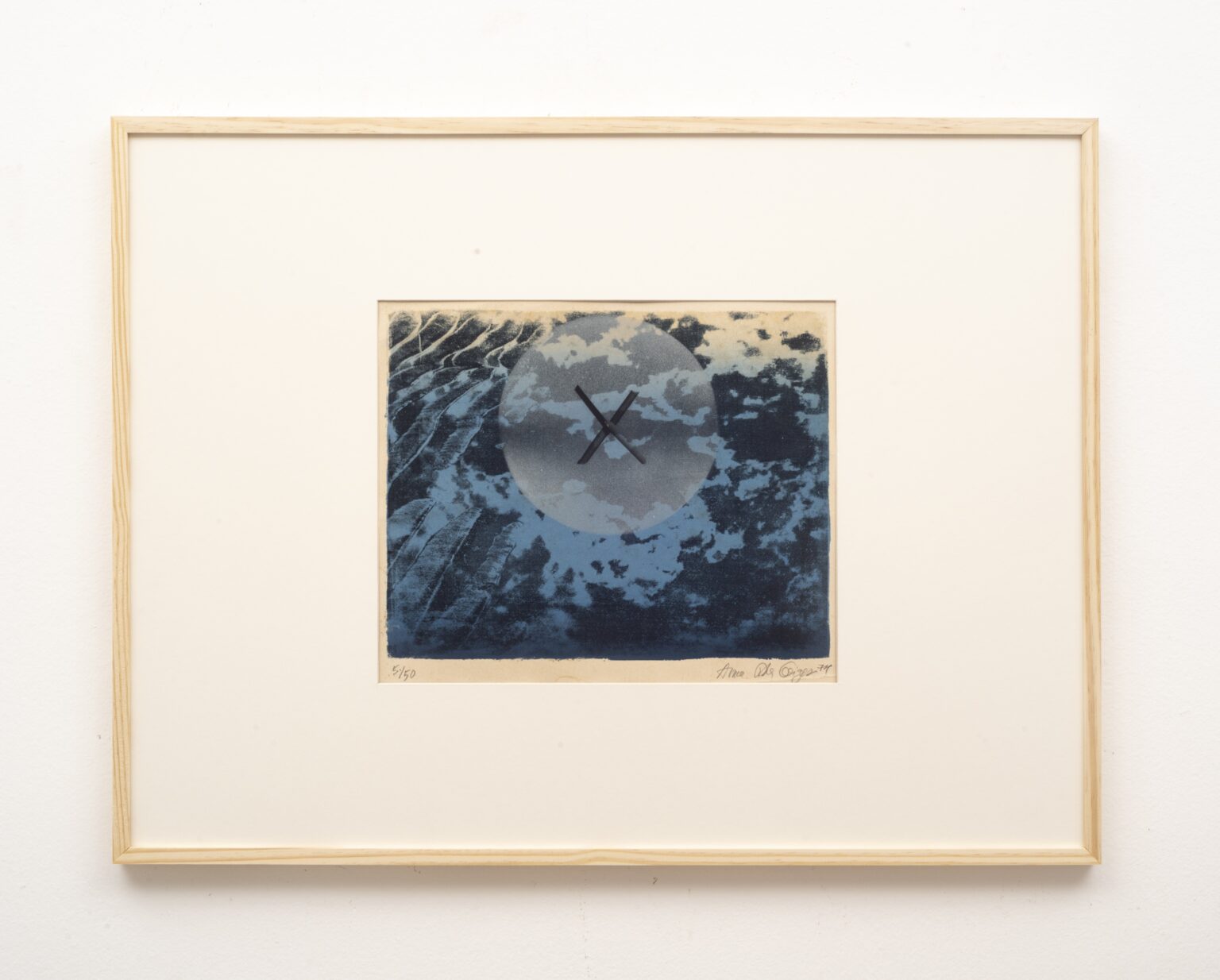 Anna Bella Geiger: Novo Olhar Sobre a Lua em Exposição de 93 Anos