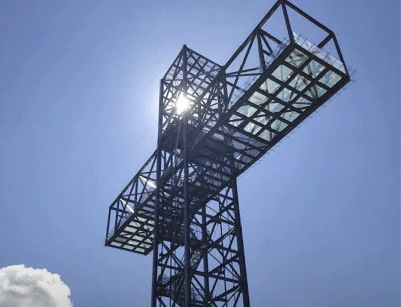 As Maiores Cruzes do Brasil: Monumentos que Transformam o Turismo Religioso