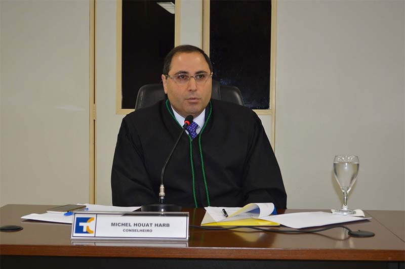 Conselheiro do TCE-AP Revoga Anulação de Contrato de Bilhetagem em Macapá