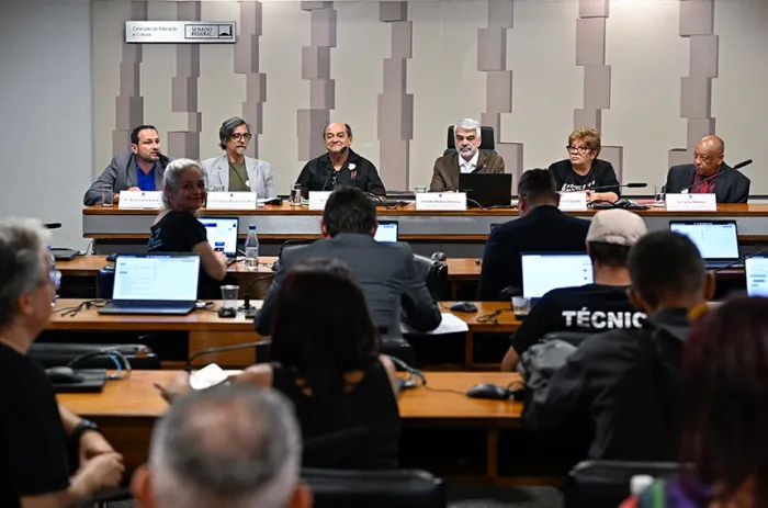 Estatuto do Trabalhador Cultural: Um Marco para a Proteção e Dignidade no Setor